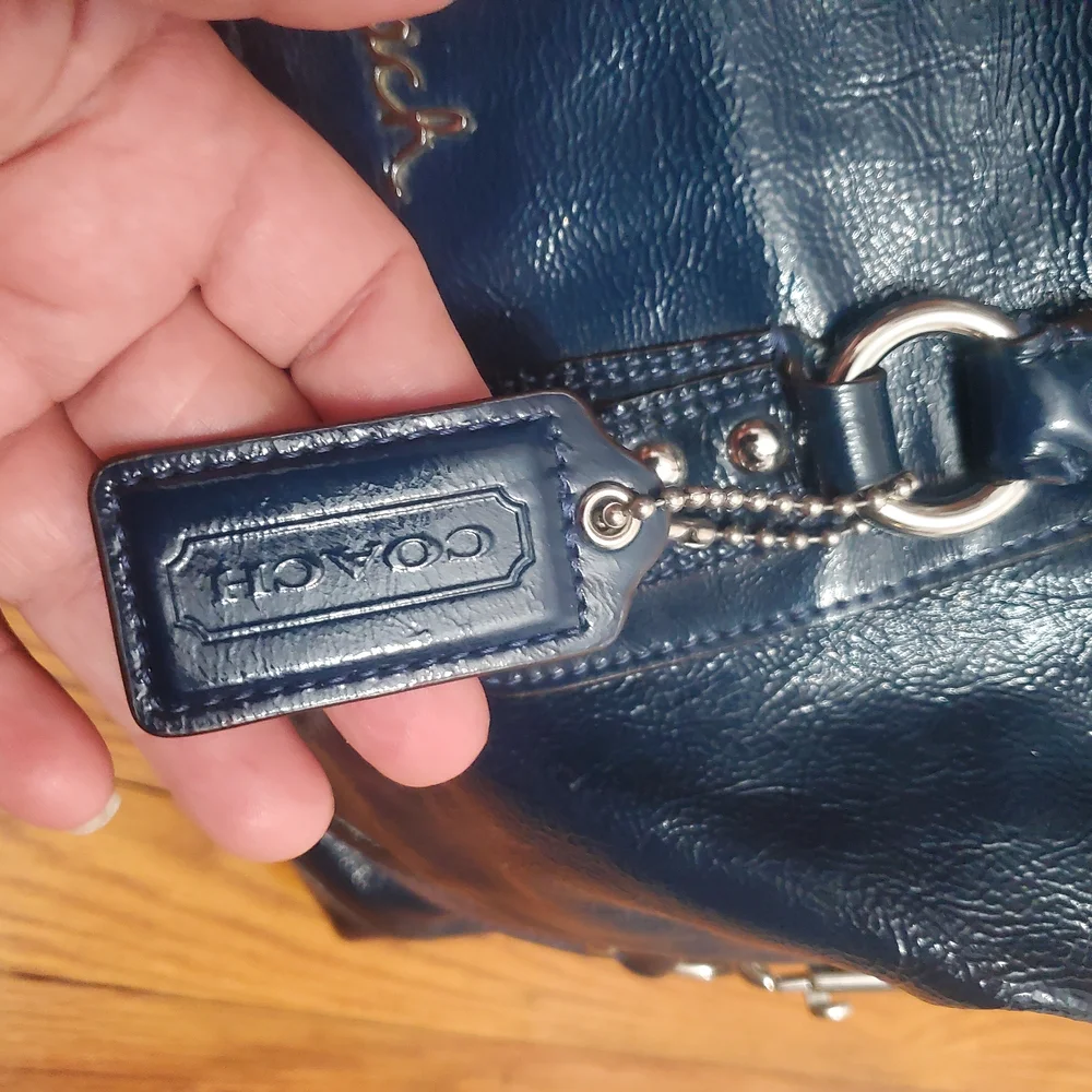 Coach Glosy Dark Blue Leather Handle,shoulder bag. - Picture 10 of 16